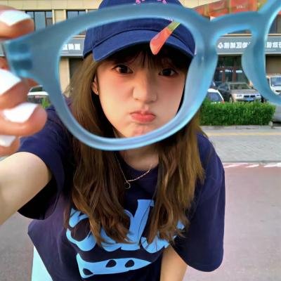 沧海遗珠映月寒