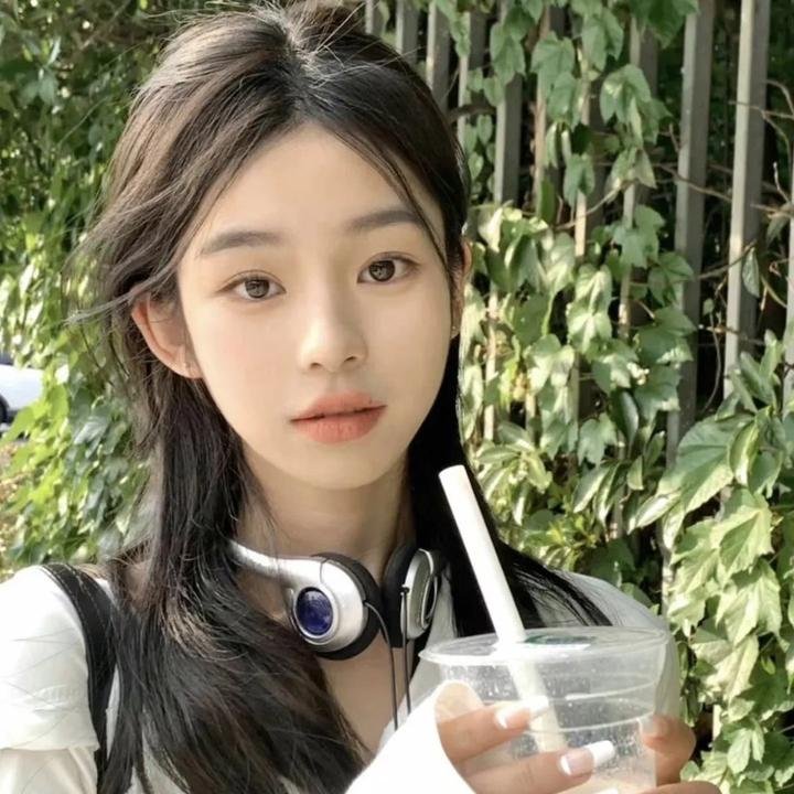 八岁少女惊天下